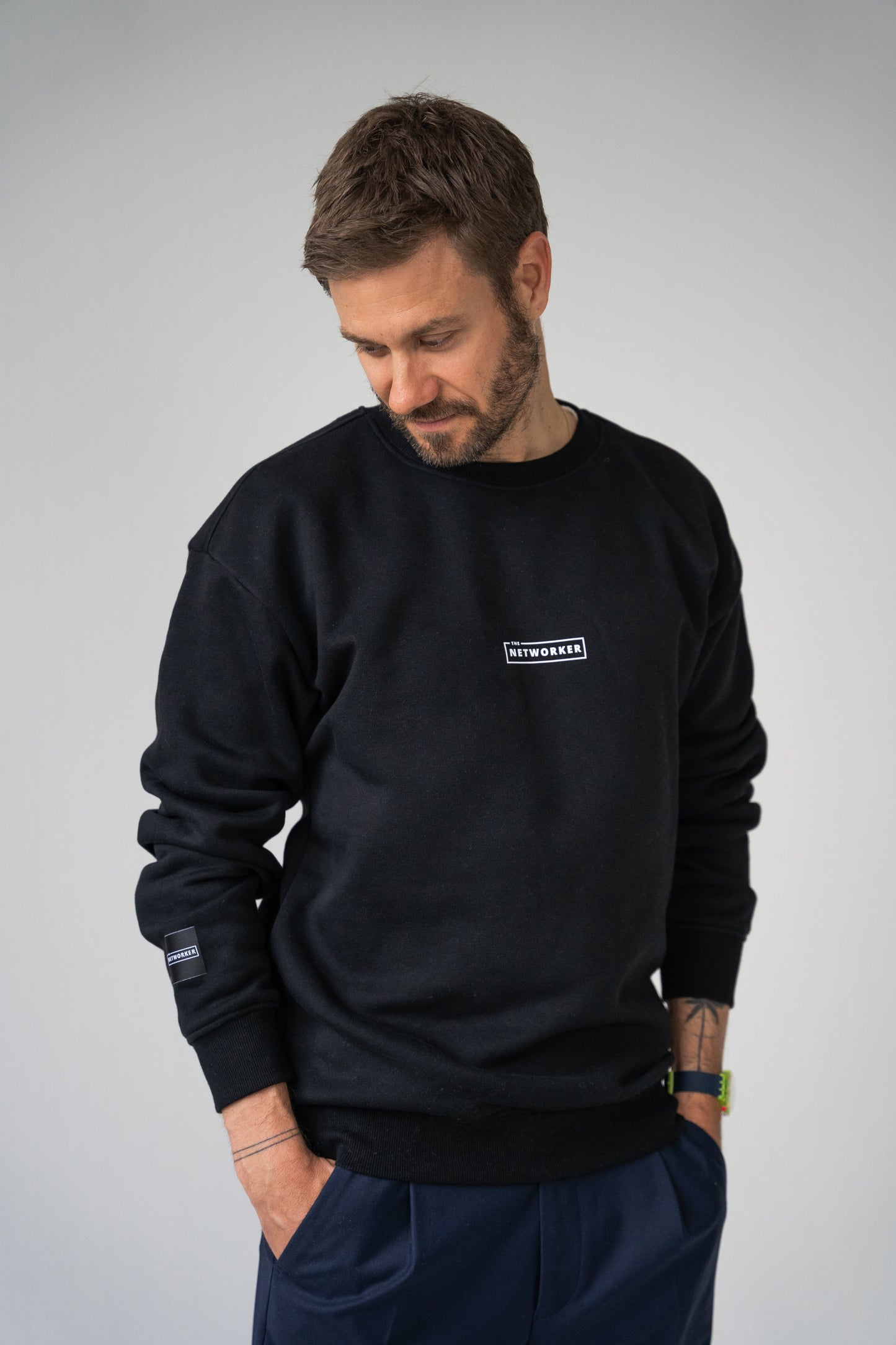 Crewneck THE NETWORKER in schwarz