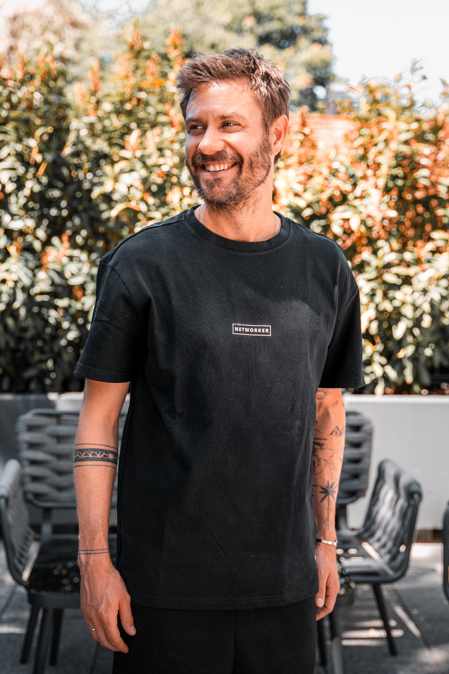 Oversize T-Shirt  THE NETWORKER in schwarz